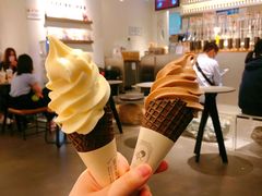 -喜茶(上海打浦桥日月光gelato lab+店)