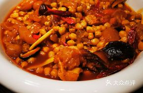 Chickpea Stewed Ringjiang Fragrant Beef Tendon