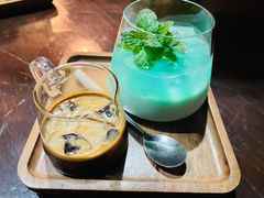 薄荷甜酒奶咖-转山咖啡(松柏社区店)