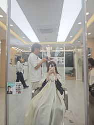 -首脑美发沙龙