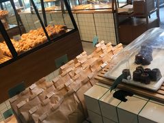 -Dough&Joe团憩(瑞虹天地月亮湾店)