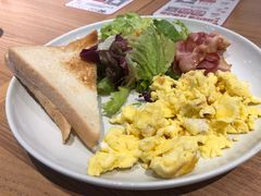 -必胜客(广渠路店)