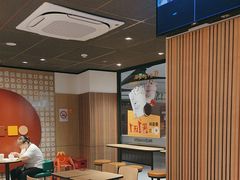 -麦当劳(百联西郊购物中心店)