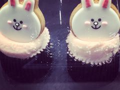 -LINE FRIENDS Garosu-gil Flagship Store