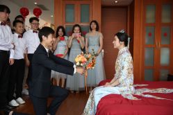 点击看大图 -艾米丽婚纱礼服