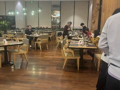 -华邑酒店·鲜艳全日自助餐厅