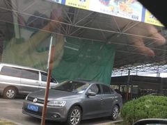 -麦德龙上海闵行商场-停车场