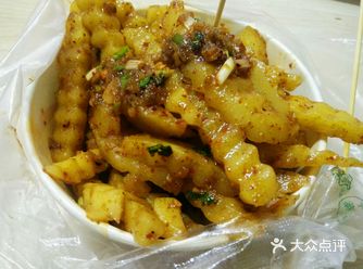 国庆节小吃摊摊好多都放假了， 大北门，小北门最爱的土