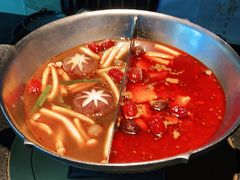 -湊湊火锅·茶憩(新中关购物中心店)