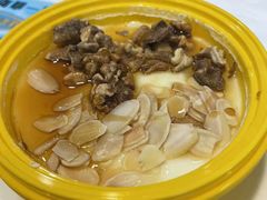 琥珀坚果双皮奶-满记甜品(优客百盛店)