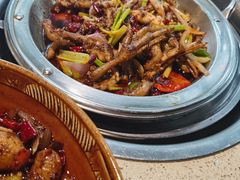 -休记光头香辣蟹干锅店(衣冠庙店)