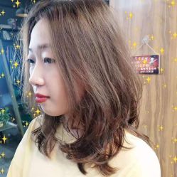 -悦·臻时美发沙龙