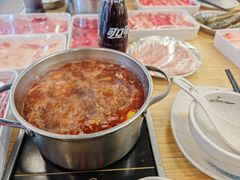 -杨老板·海鲜集市火锅·鲜切牛肉(中防万宝店)