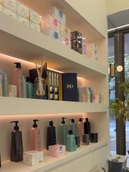 -PE SALON