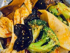 冷锅串串素-小街天府(西工小街店)