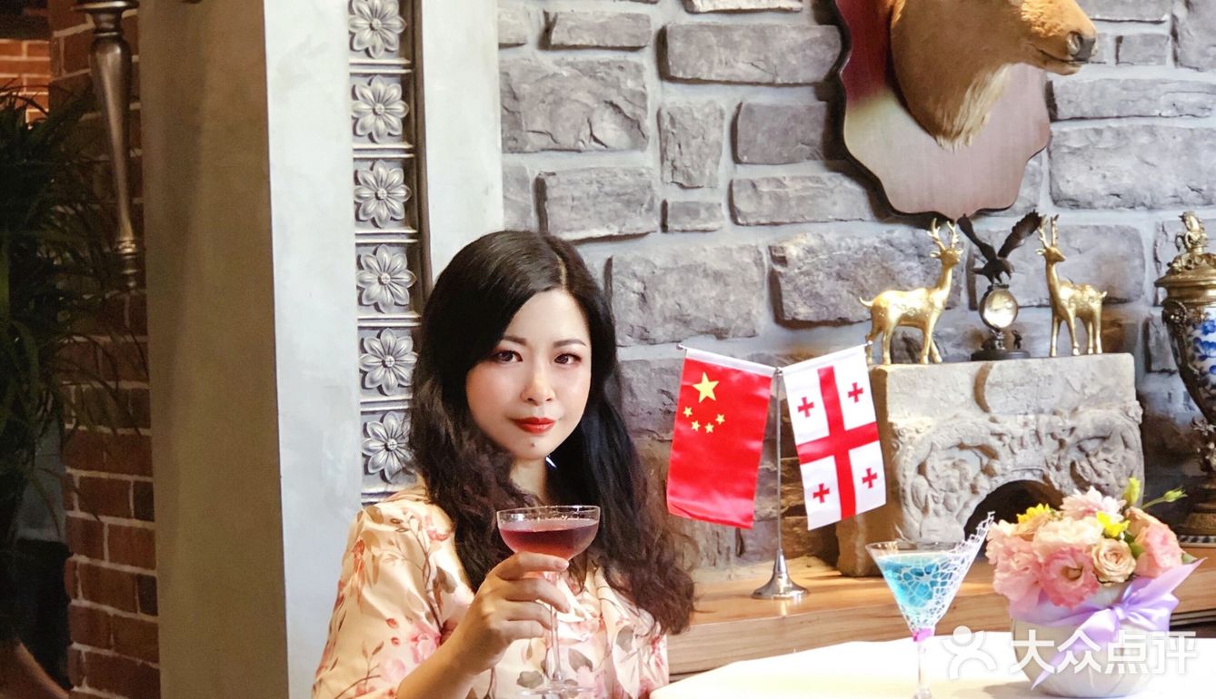 尽享格鲁吉亚美食｜格鲁秀色荣耀归来