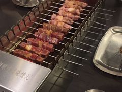 -麦凯伦烧烤·精酿超级工厂店(金桥总店)