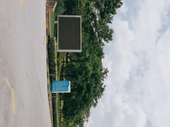 -闵行体育馆-停车场