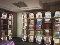 -奈尔宝·国风主题儿童乐园·亲子餐厅(豫园商城店)