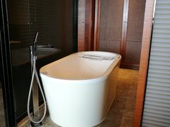 -三亚湾海居铂尔曼度假酒店