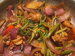-禄婶鸡煲·打边炉