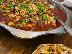 -盐井记·自贡美蛙鲜锅兔(中和店)