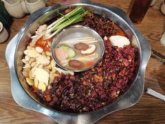 -周幺妹重庆老火锅(银泰城总店)