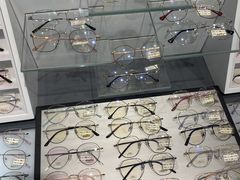 -回瑞眼镜·蔡司·依视路官方授权店(广益路万达店)