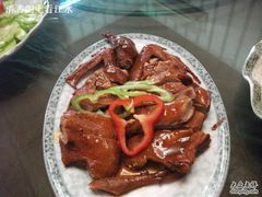 卤乳鸽-天羽烤乳鸽店(财大家属院店)