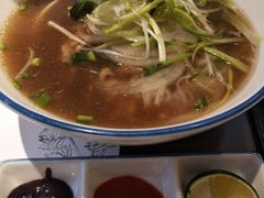 -美奈小馆·越南料理(中航城君尚购物中心店)