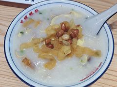 荔湾艇仔粥-荔银肠粉·非遗手藝(夫子庙店)