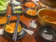 -肉甲韩国木炭烤肉(新壹街1店)