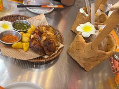 -小小集渔·泰式大排档(太古里香槟店)