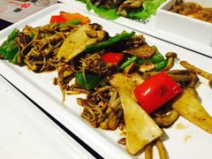 -HIHE Bistro·Oyster Bar(华熙live店)