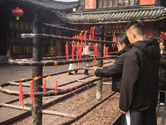 -峨眉山报国寺