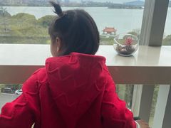 -蜜桃餐厅·伴山(湖滨商业街店)