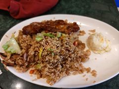 -玛格萝妮比萨屋(四平店)