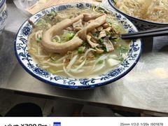 -平安桥张氏肥肠粉