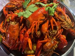 -巴厘龙虾·榜首油焖大虾(音乐学院·沿江酒馆店)