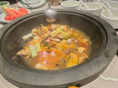 土鸡菌汤锅-芸山季·云南野生菌火锅(宝能环球汇店)