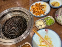 -明洞阿姨·韩式酱蟹烤肉·创意料理(三元桥店)