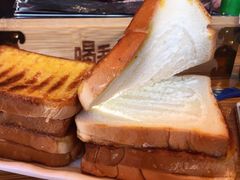 烤面包片-喝丢一只鞋海鲜烧烤·海肠捞饭(文体街店)