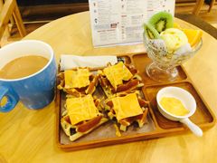 -猫的天空之城概念书店(杭州南宋御街店)