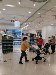 -孩子王(万达广场店)