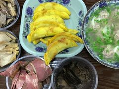 -老新隆牛肉锅贴(新街口店)