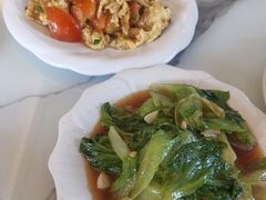 -三姐妹·海鲜大排档