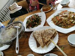-溢心园香河肉饼总店