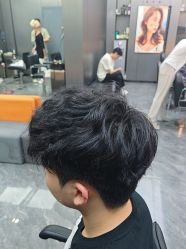 -米可造型烫发染发