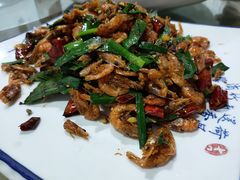 小虾虾-聚八方土菜馆(余松路店)