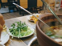 -东记炭炉·海鲜鸡煲(龙华店)